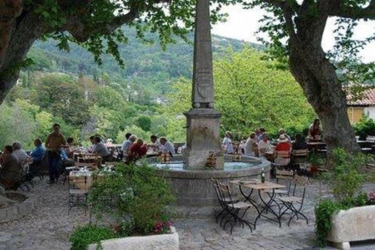 Bastide Provencale Les Muriers D'Engaspaty Seillans Exterior photo